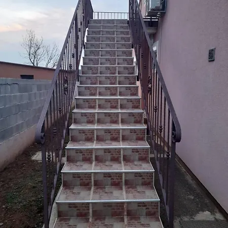 Jeger Умаг
